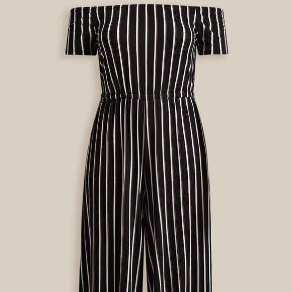Super Soft Culotte Jumpsuit - Picture 5 of 6